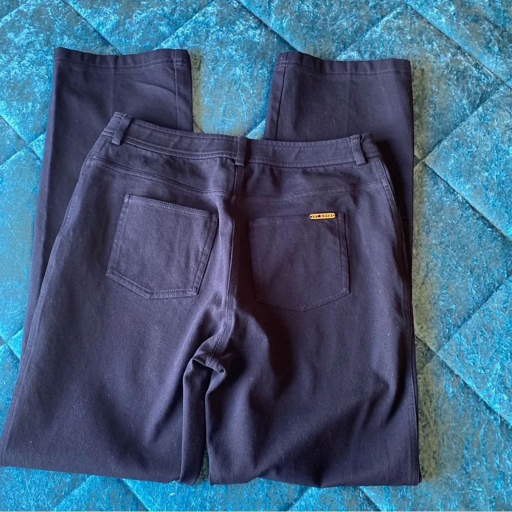 ST. JOHN black jeans EUC